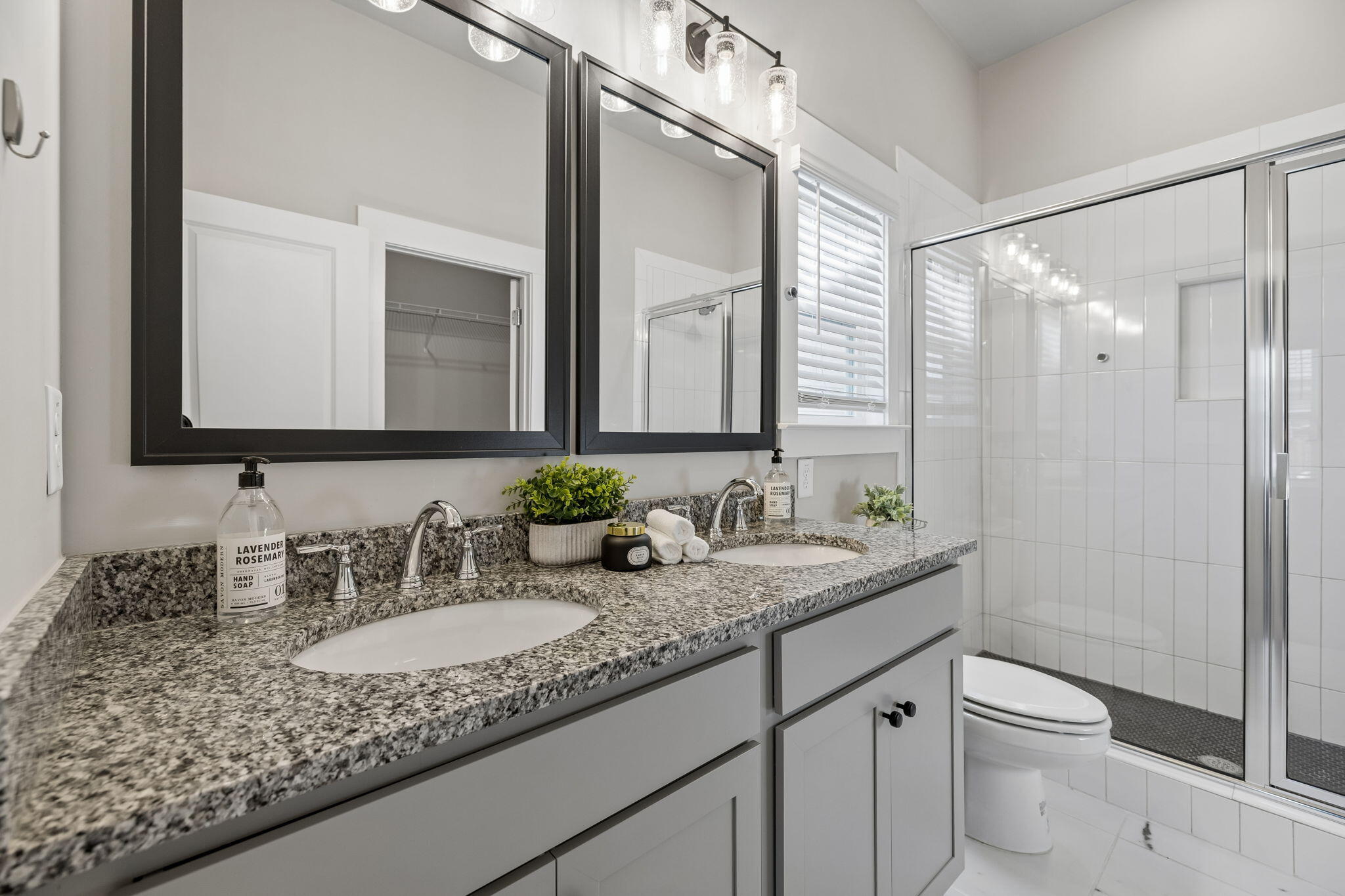 2085 Firelight Way Ooltewah, TN 37363 - Photo 17 of 46 29-2085 Firelight Wy Ooltewah - 029