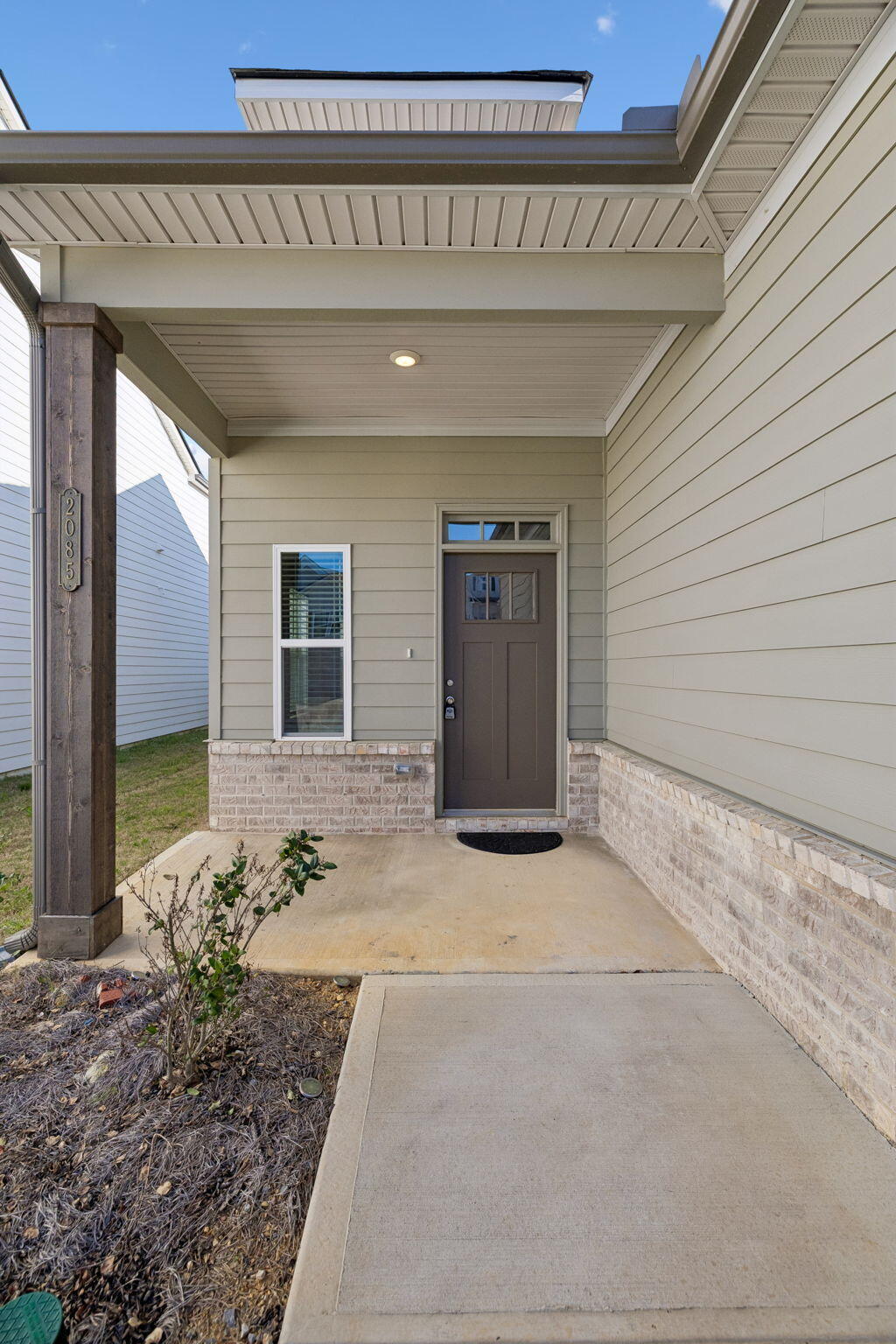 2085 Firelight Way Ooltewah, TN 37363 - Photo 2 of 46 4-2085 Firelight Wy Ooltewah - 004