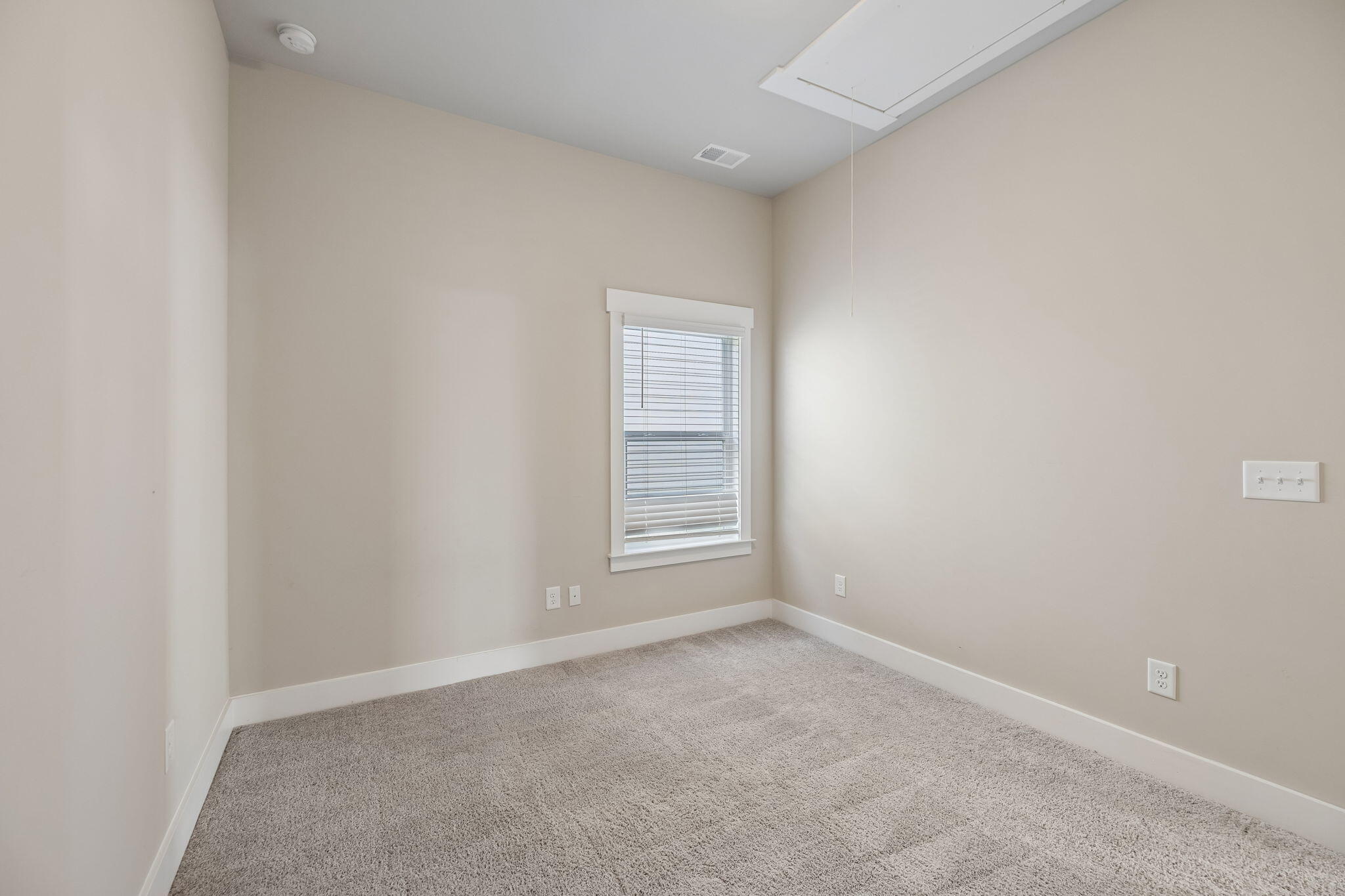 2085 Firelight Way Ooltewah, TN 37363 - Photo 22 of 46 11-2085 Firelight Wy Ooltewah - 011