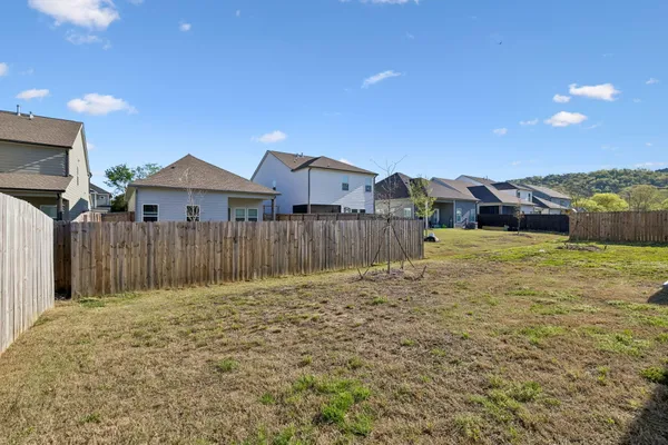 $2,350 | 2085 Firelight Way, Ooltewah, TN 37363