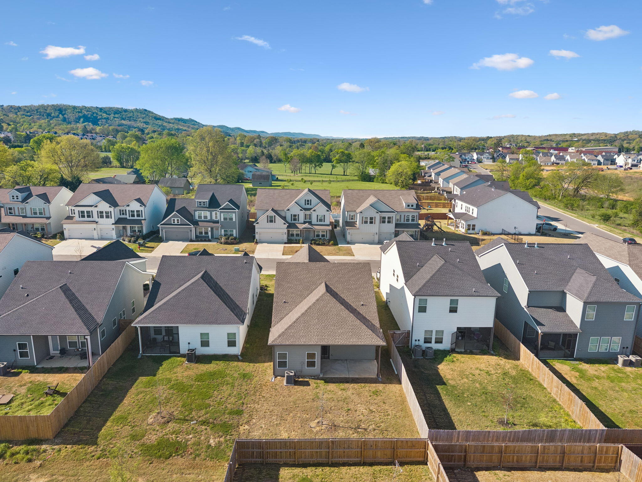 2085 Firelight Way Ooltewah, TN 37363 - Photo 42 of 46 45-2085 Firelight Wy Ooltewah - 045
