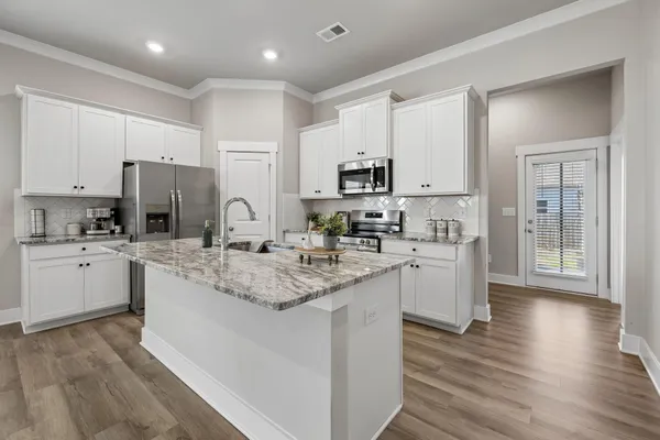 $2,350 | 2085 Firelight Way, Ooltewah, TN 37363