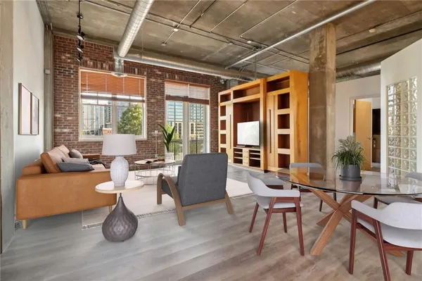 $339,000 | 3235 Roswell Road Northeast, Unit 716, Atlanta, GA 30305