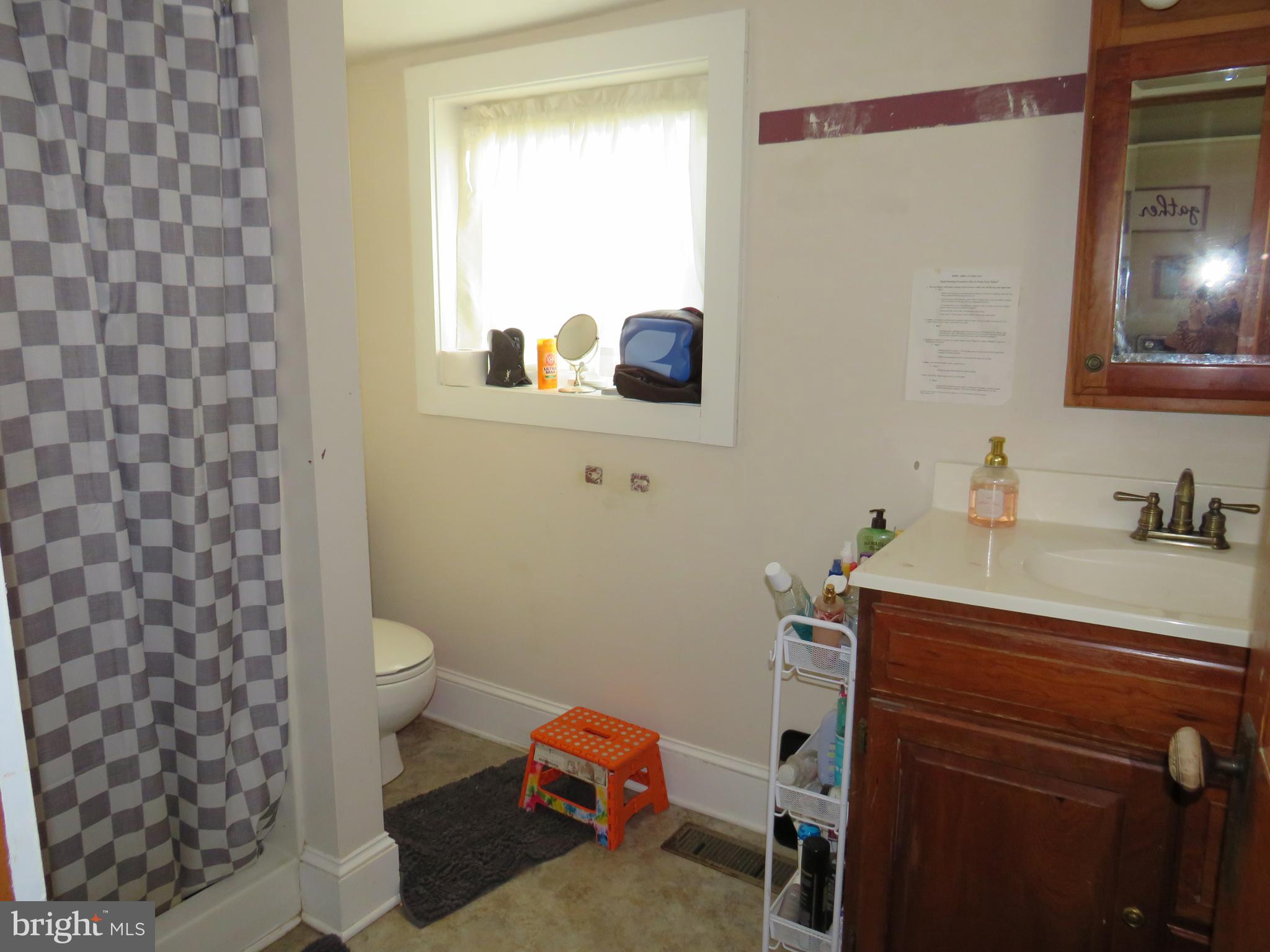 26449 Mariners Road Crisfield, MD 21817 - Photo 8 of 35