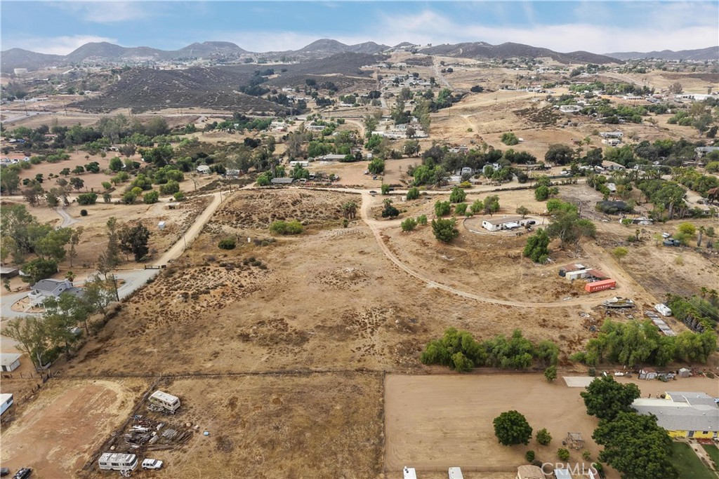 25661 Waldon Road Menifee, CA 92584 - Photo 11 of 26