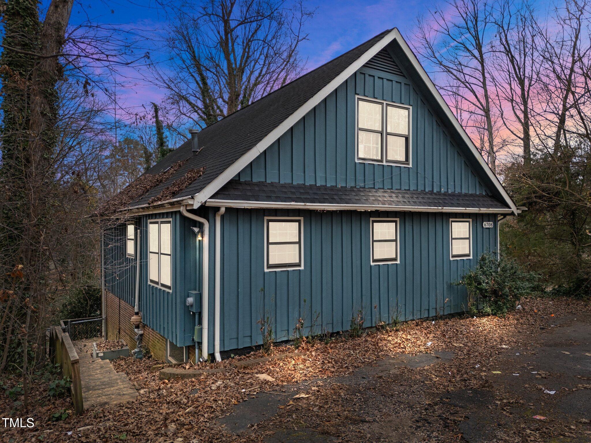 6708 Winding Trail Raleigh, NC 27612 - Photo 4 of 24 1-web-or-mls-DJI_20250103113745_0781_D_1