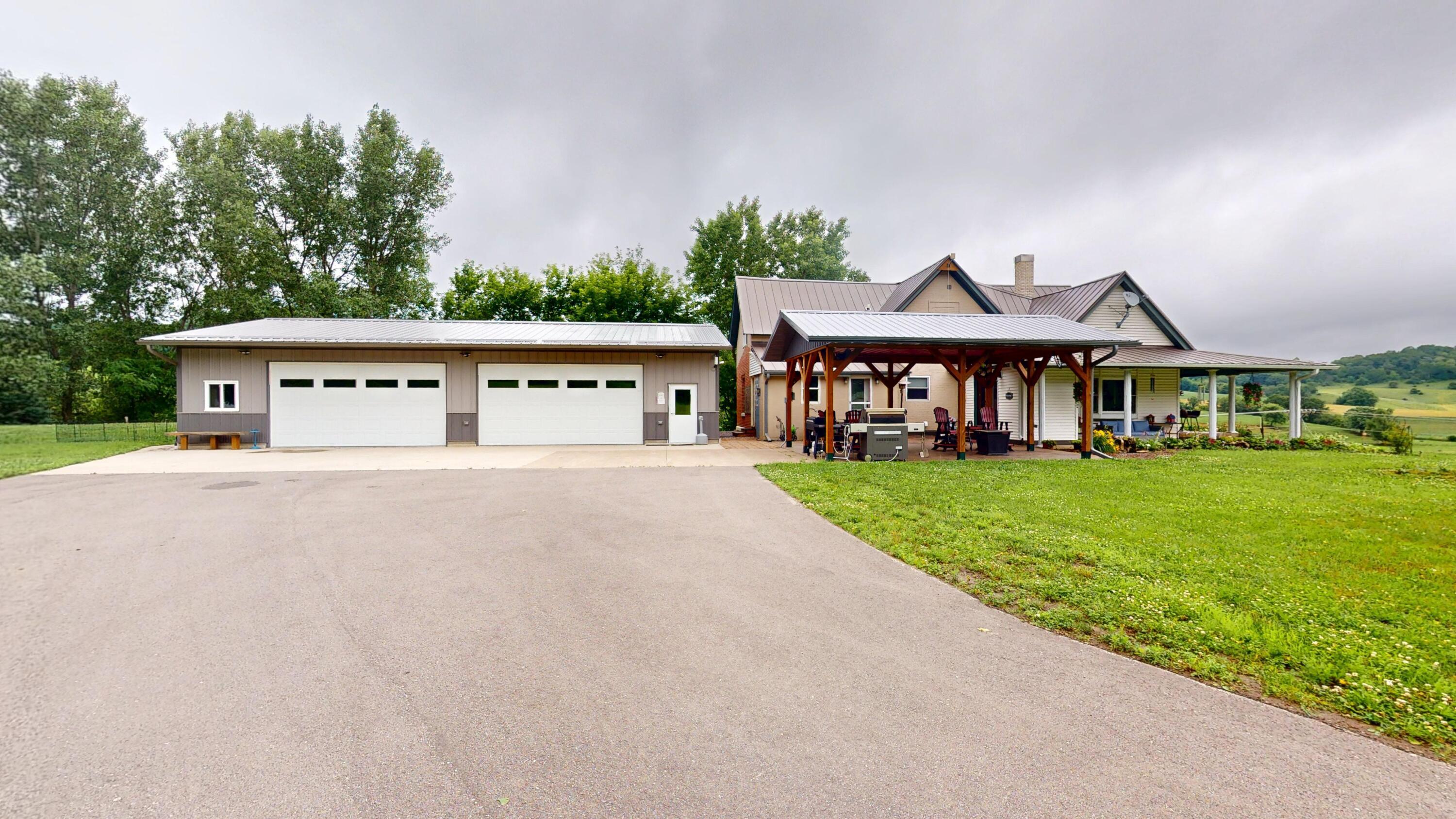 W25757 Bear Coulee Road Dodge, WI 54661 - Photo 48 of 91 Front of Home