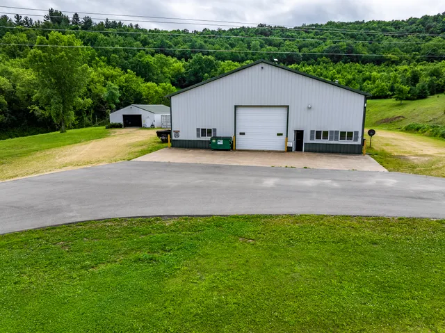 $995,000 | W25757 Bear Coulee Road, Dodge, WI 54661