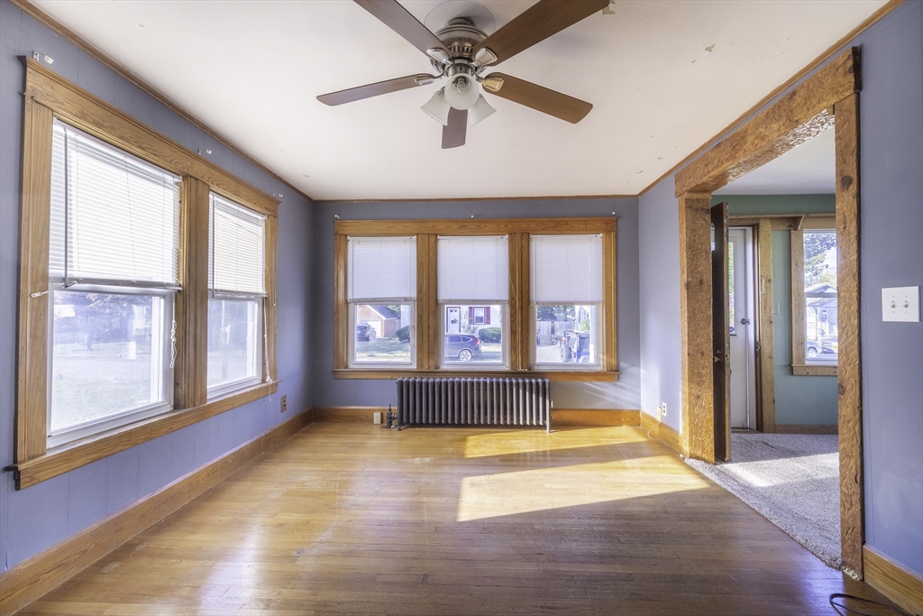 29 Aberdeen Road Framingham, MA 01702 - Photo 8 of 39 Gallery Image 8