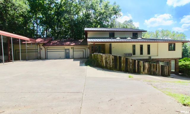 $499,900 | 4121 North Koerner Road, Peoria, IL 61615