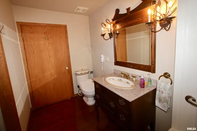 $499,900 | 4121 North Koerner Road, Peoria, IL 61615