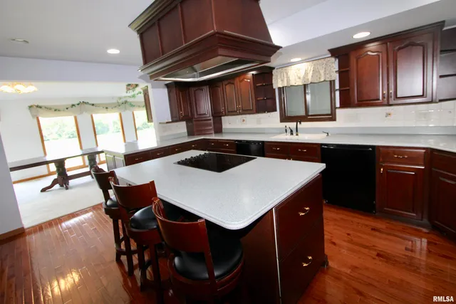 $499,900 | 4121 North Koerner Road, Peoria, IL 61615