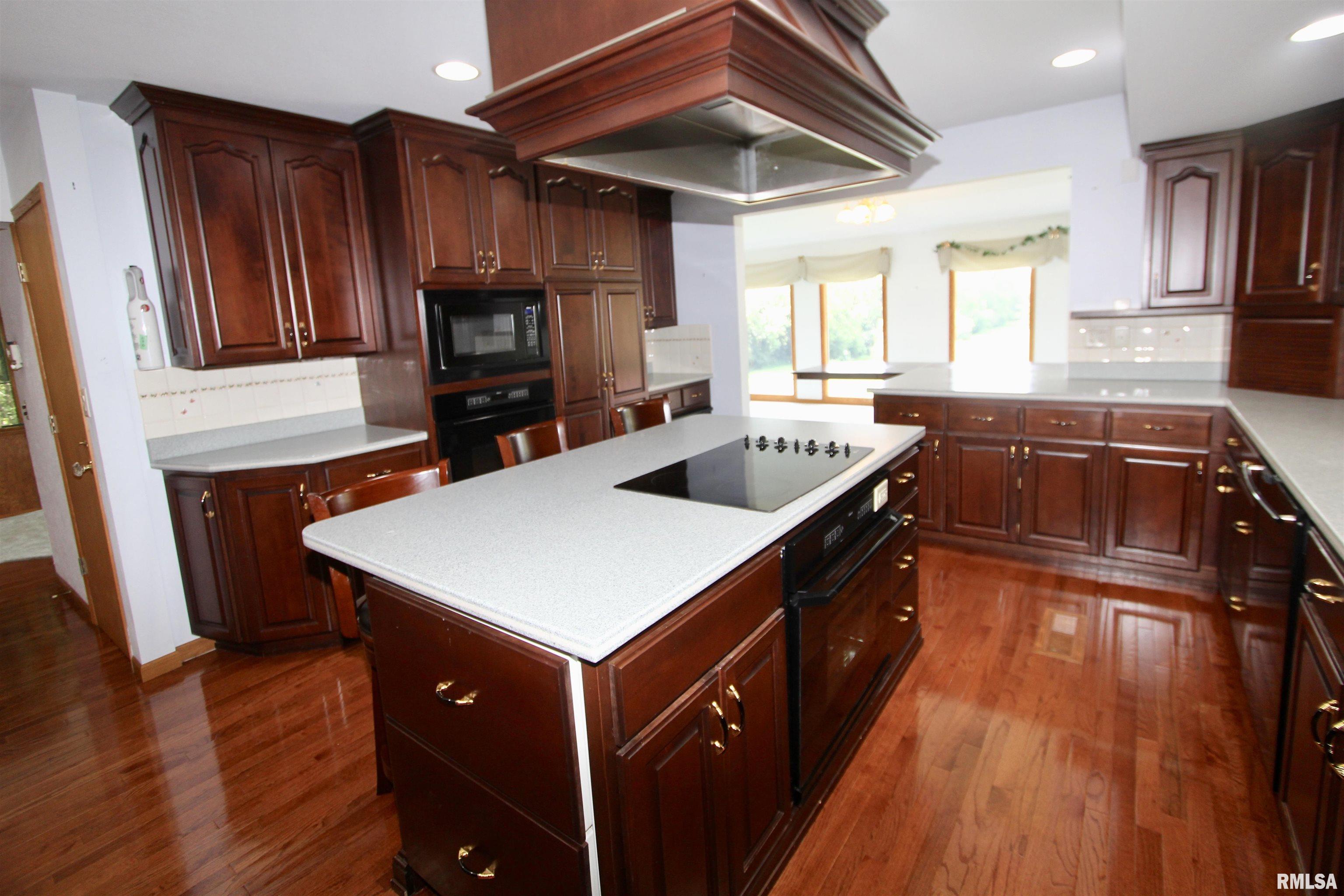 4121 North Koerner Road Peoria, IL 61615 - Photo 19 of 100