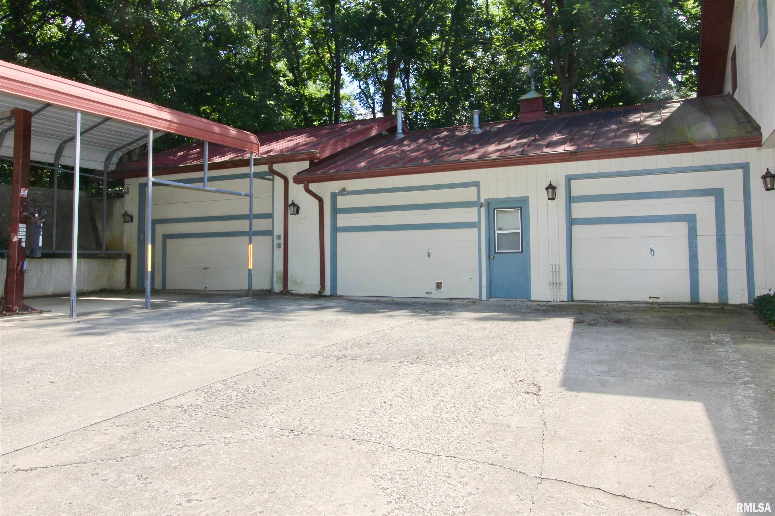 4121 North Koerner Road Peoria, IL 61615 - Photo 3 of 100