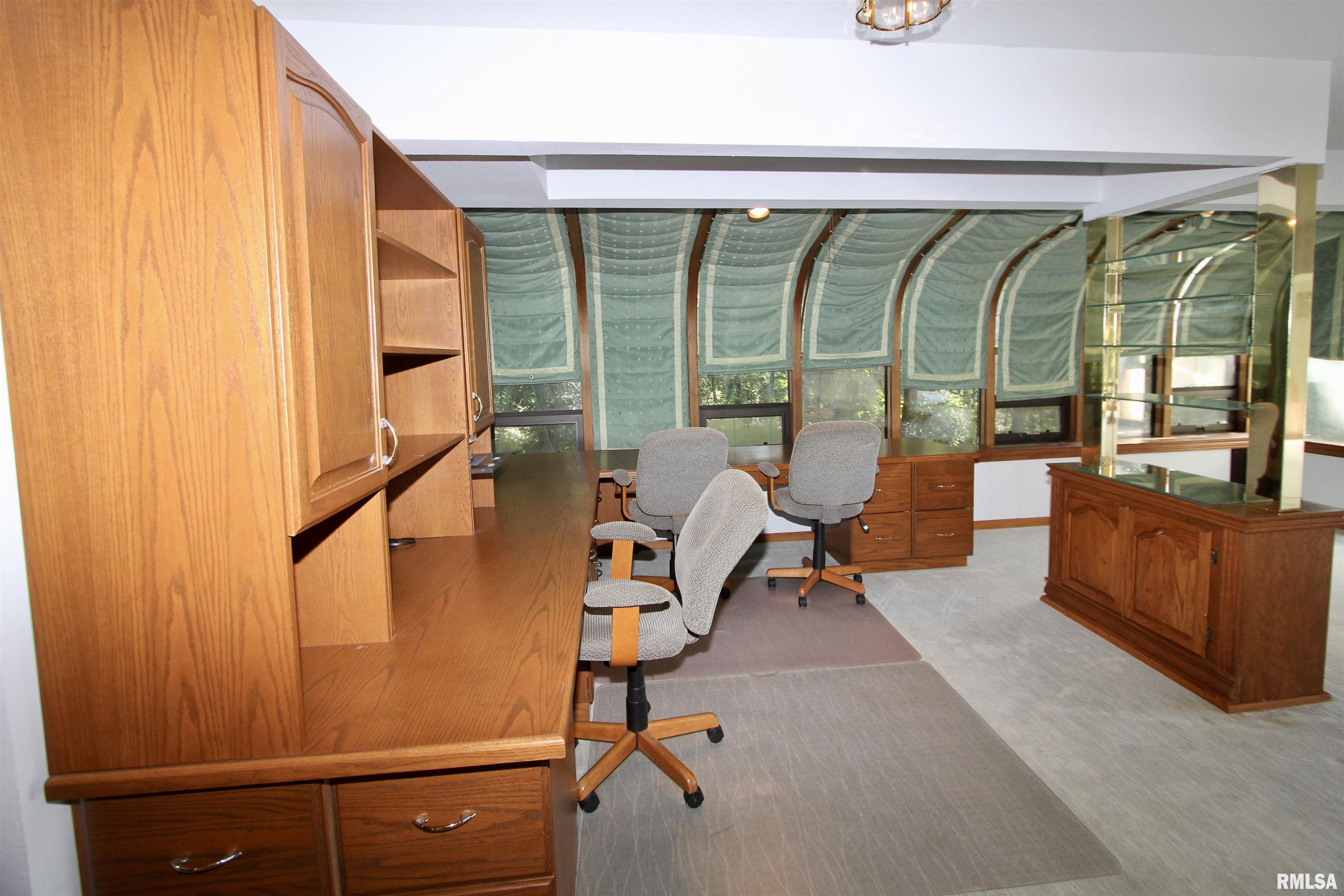 4121 North Koerner Road Peoria, IL 61615 - Photo 36 of 100