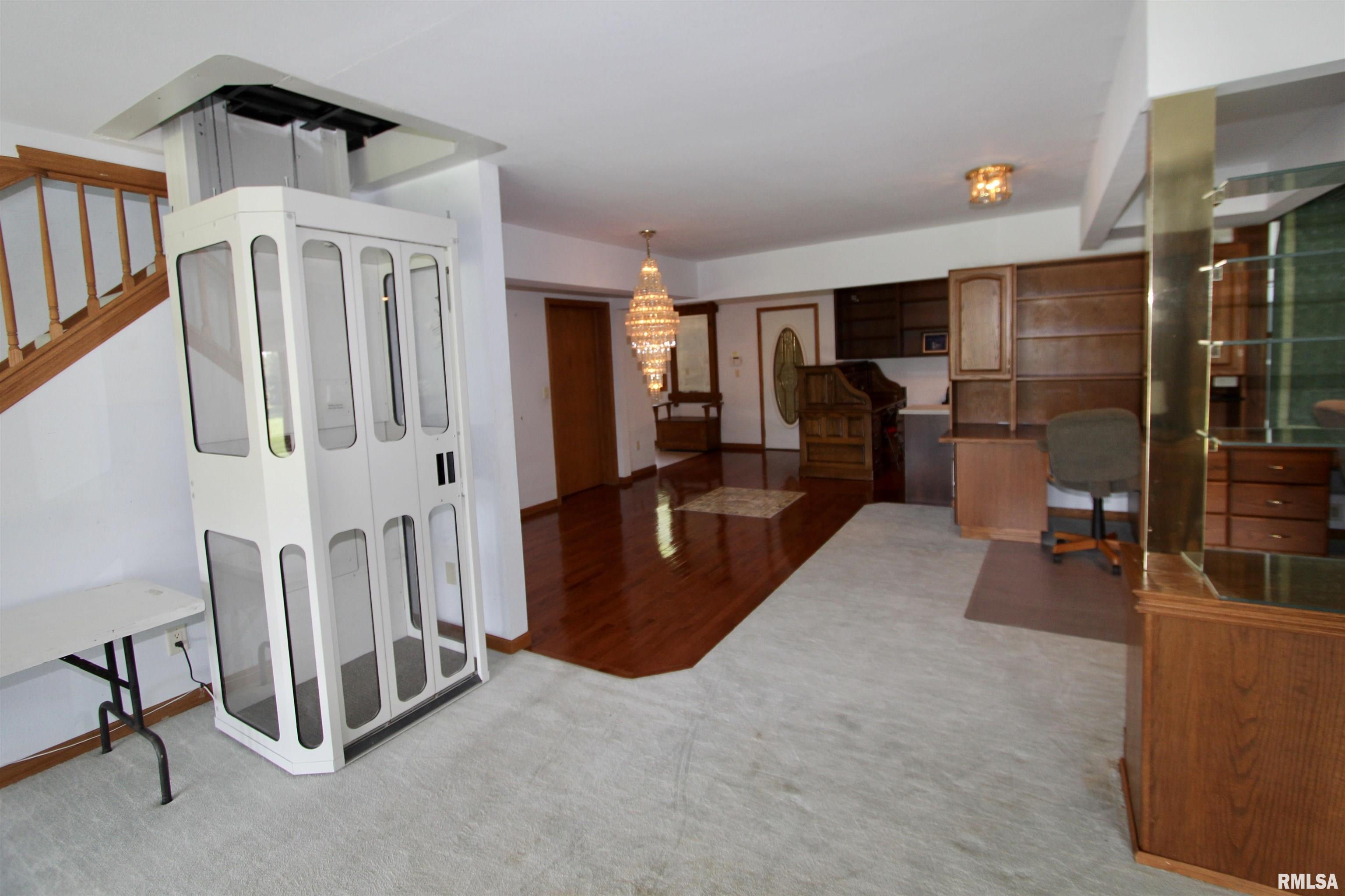 4121 North Koerner Road Peoria, IL 61615 - Photo 39 of 100