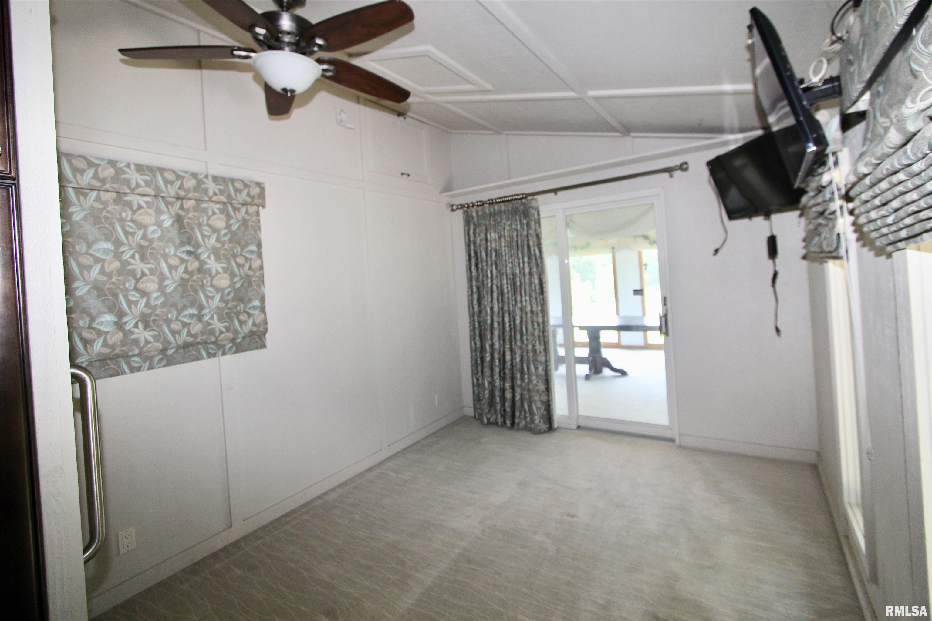 4121 North Koerner Road Peoria, IL 61615 - Photo 45 of 100