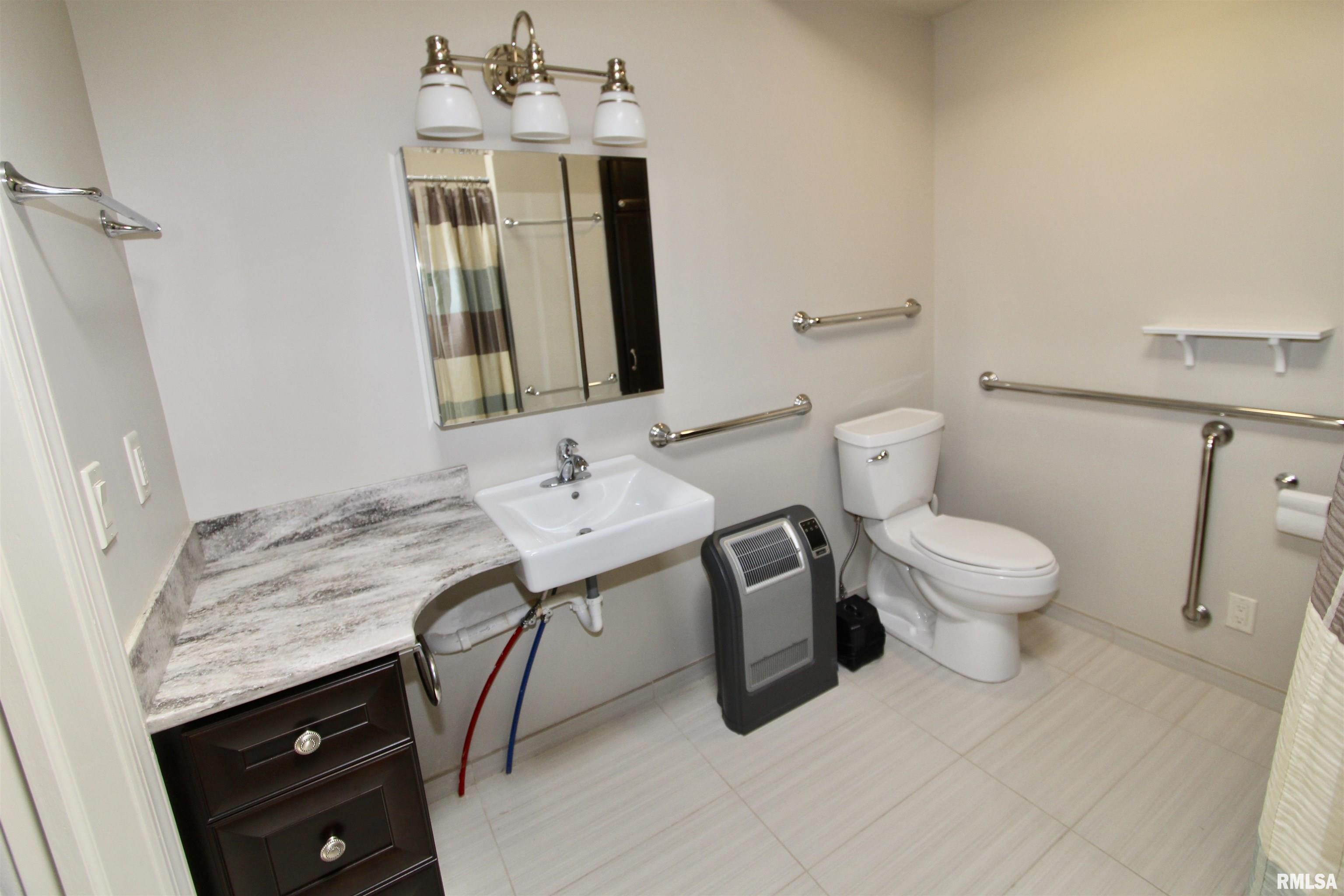 4121 North Koerner Road Peoria, IL 61615 - Photo 46 of 100