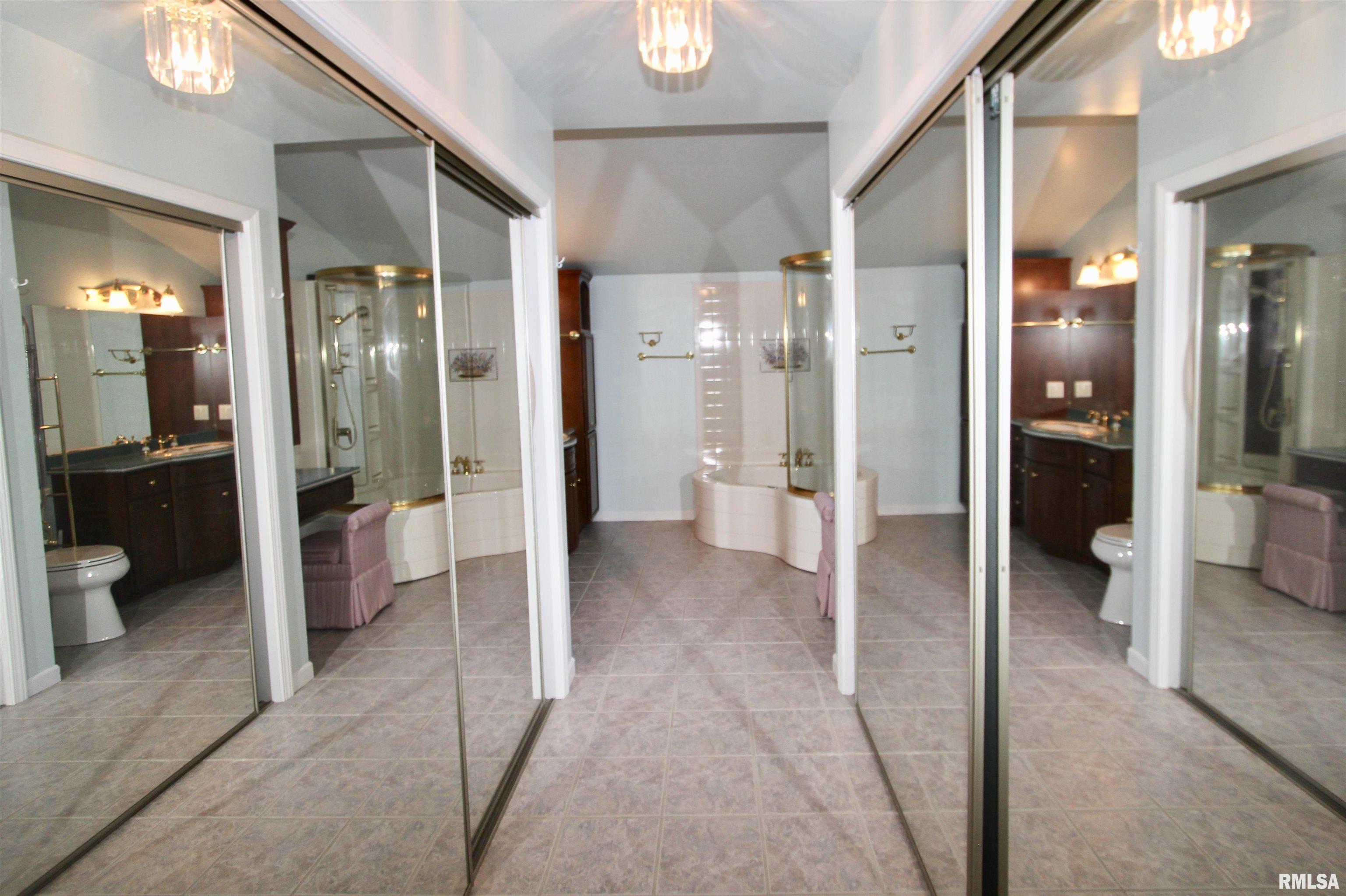 4121 North Koerner Road Peoria, IL 61615 - Photo 57 of 100