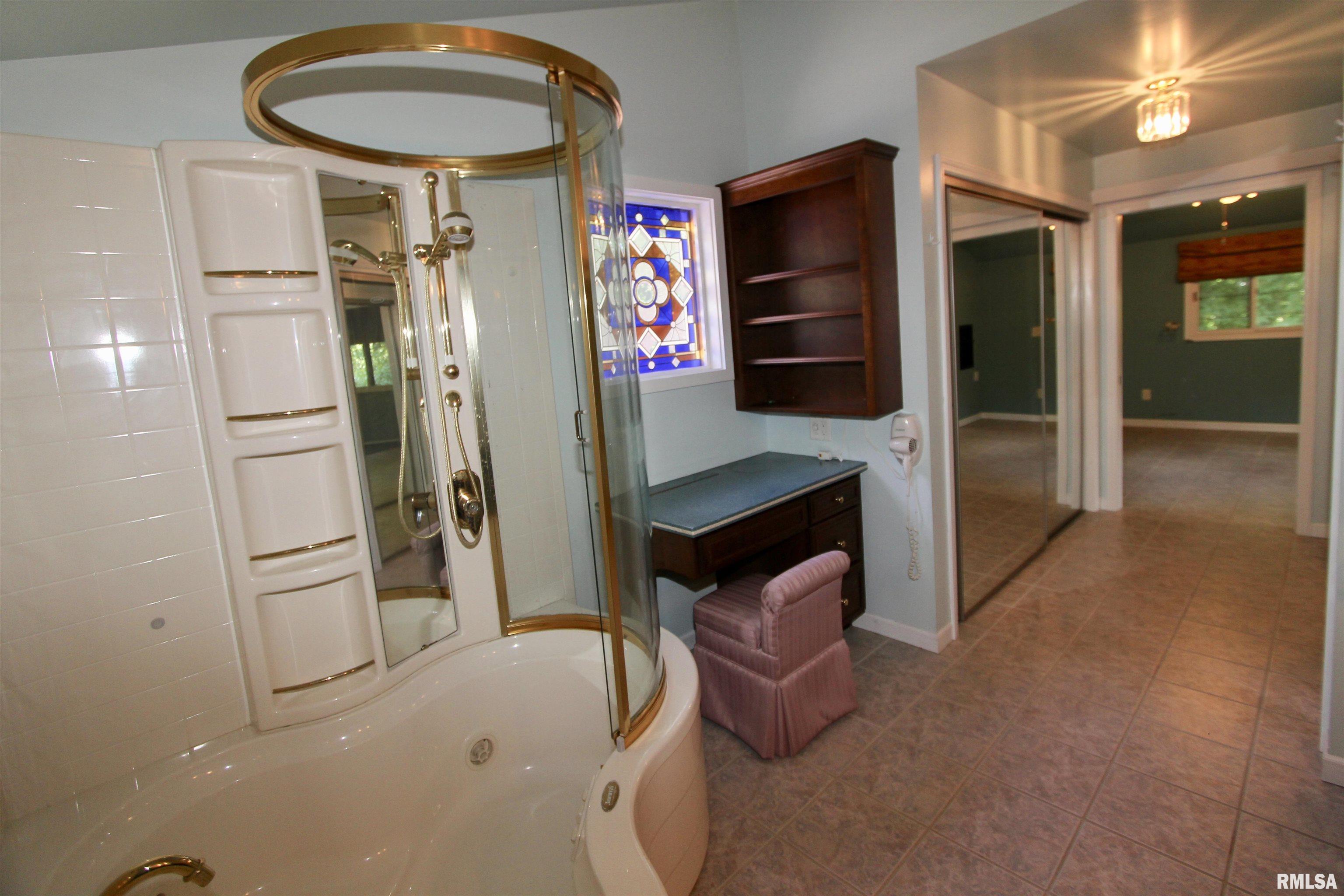 4121 North Koerner Road Peoria, IL 61615 - Photo 61 of 100