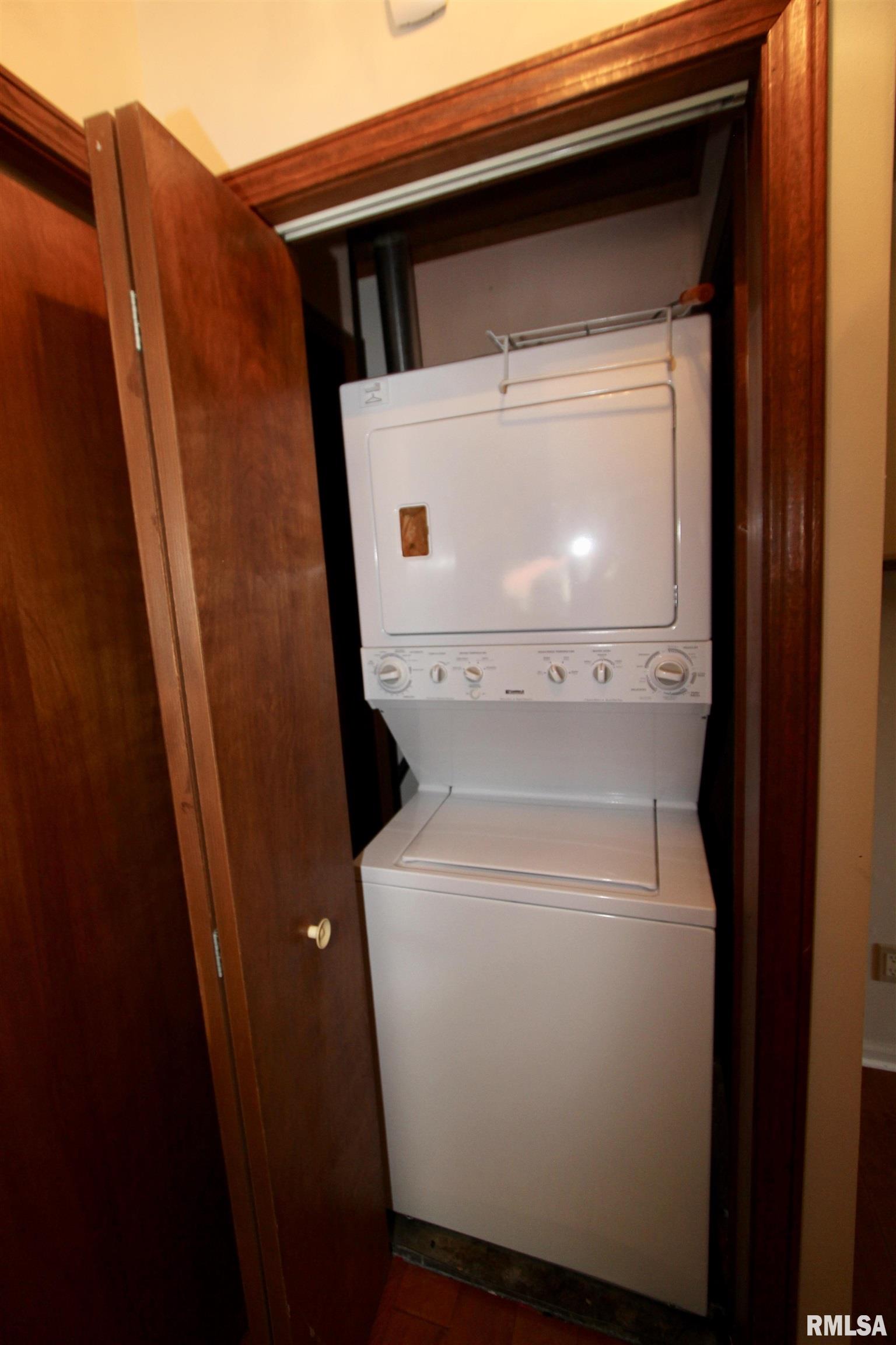 4121 North Koerner Road Peoria, IL 61615 - Photo 68 of 100