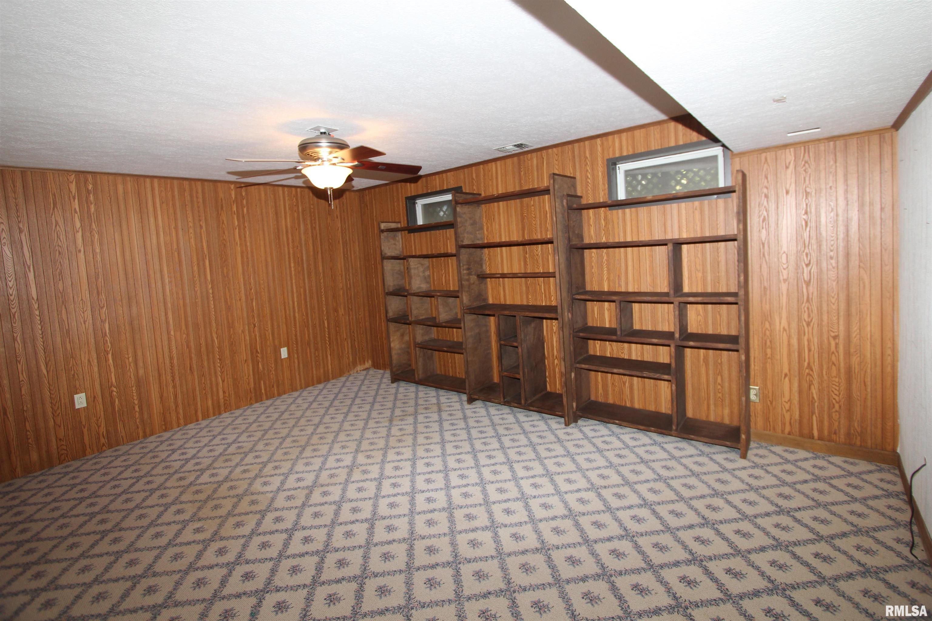 4121 North Koerner Road Peoria, IL 61615 - Photo 77 of 100