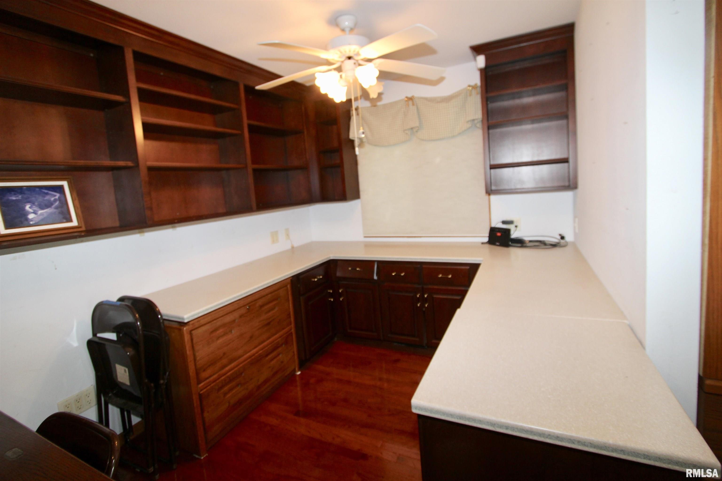 4121 North Koerner Road Peoria, IL 61615 - Photo 10 of 100