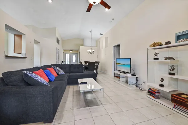 $3,000 | 2241 Soundings Court, Greenacres, FL 33413