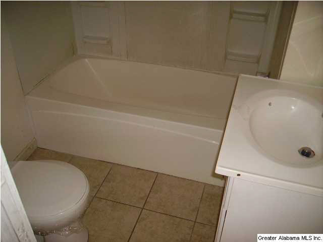 4645 Terrace R Birmingham, AL 35208 - Photo 14 of 14