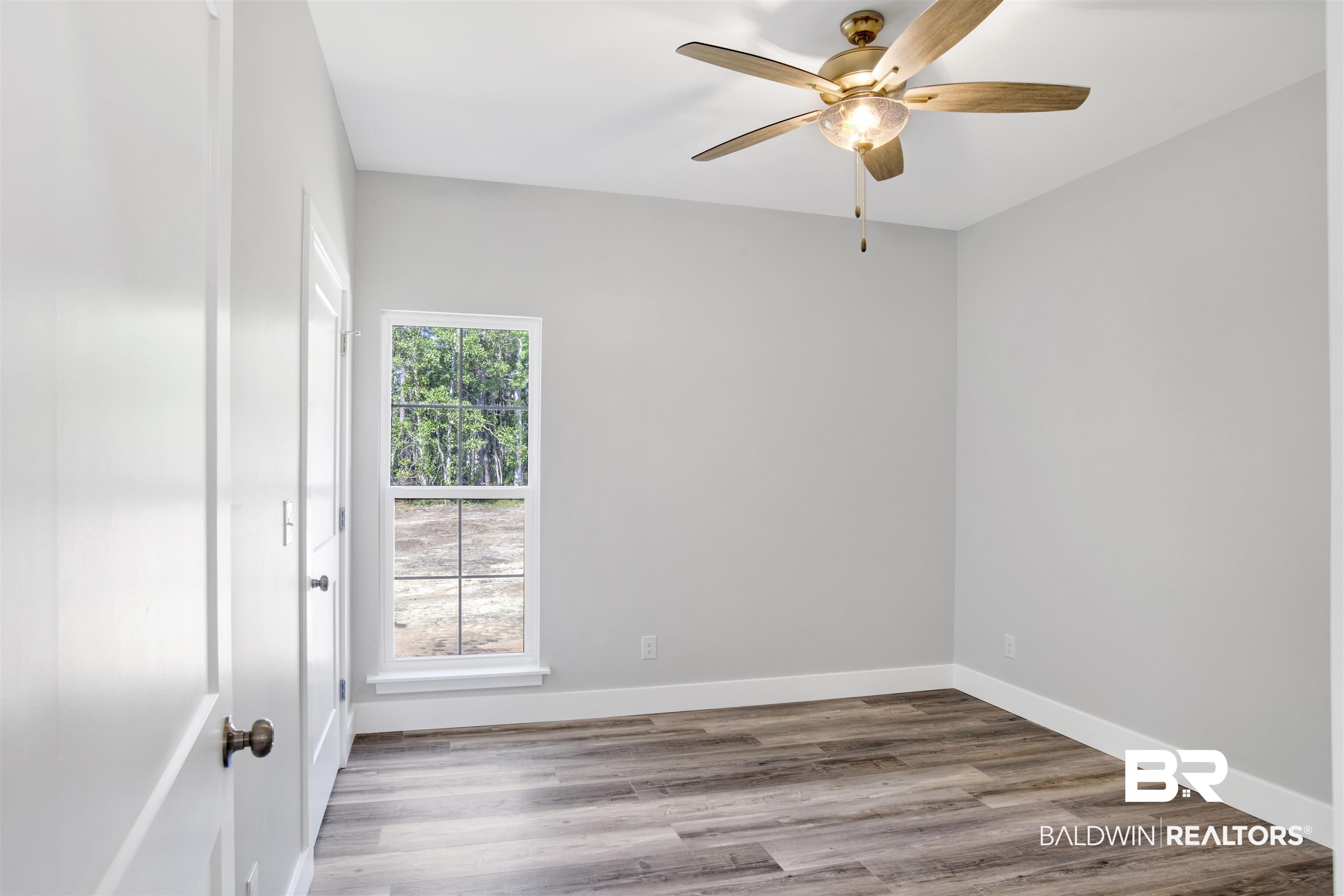 30604 Orange Street Elberta, AL 36530 - Photo 19 of 27 Guest Bedroom