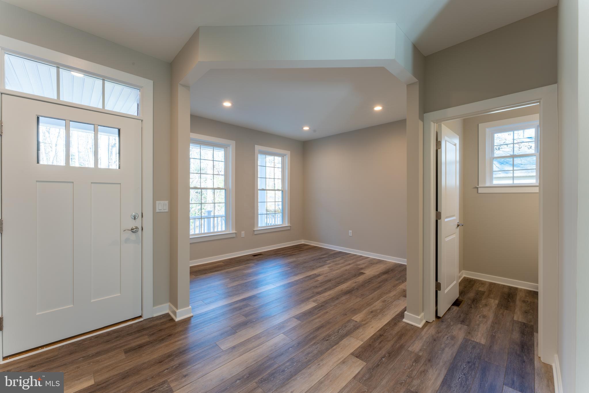 501 Harrison Circle Locust Grove, VA 22508 - Photo 18 of 58 Foyer/Study Room