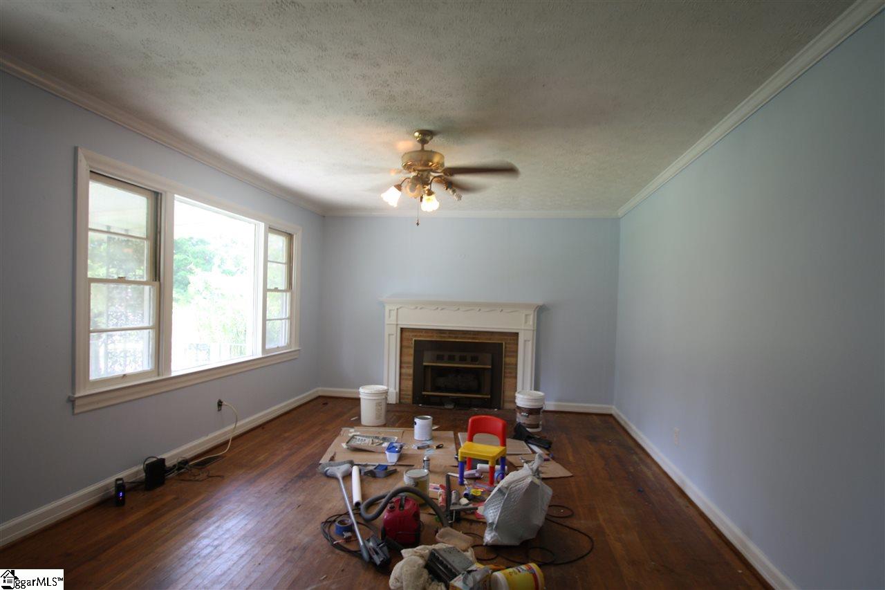 555 East Darby Road Taylors, SC 29687 - Photo 2 of 16 Gallery Image 2