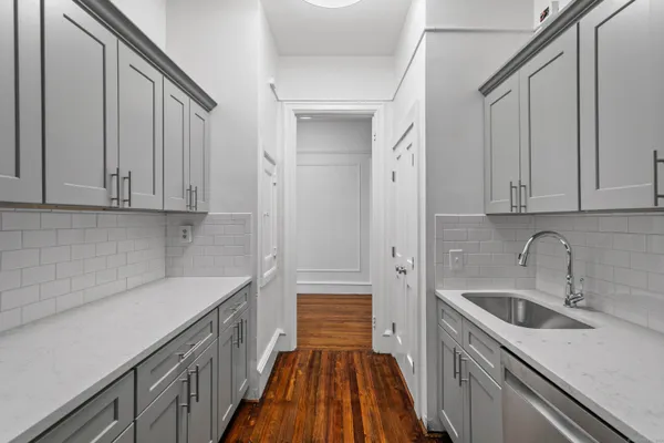 $2,500 | 284 Orange Street, Unit 102, New Haven, CT 06510