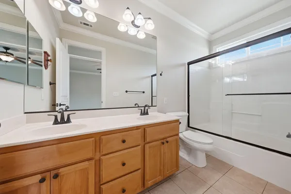 $439,000 | 3594 Laramie Street, Redding, CA 96002