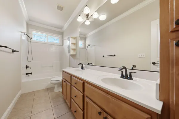 $439,000 | 3594 Laramie Street, Redding, CA 96002