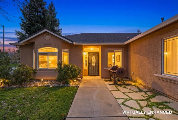 $439,000 | 3594 Laramie Street, Redding, CA 96002