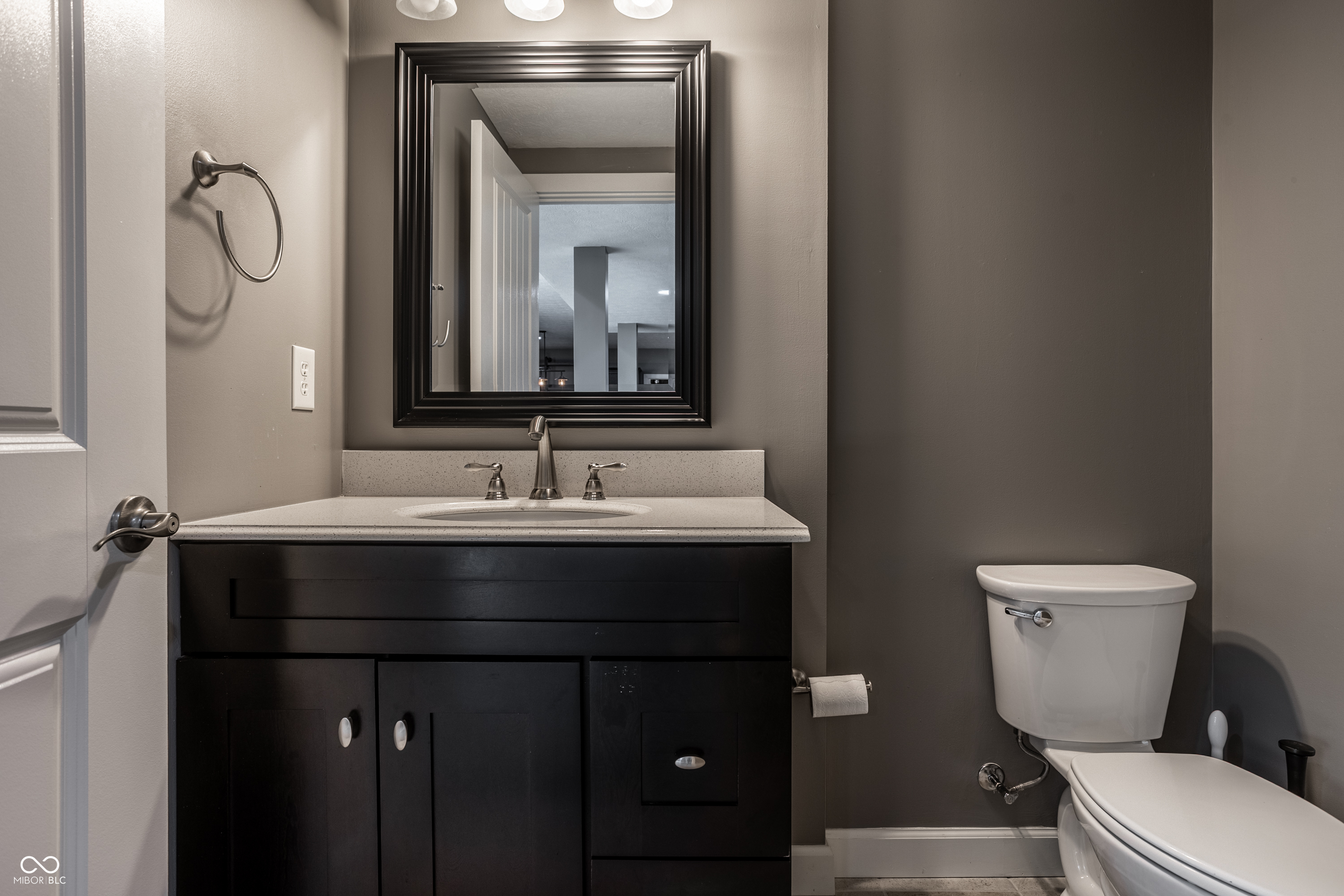 2274 Finchley Road Carmel, IN 46032 - Photo 35 of 59 Gallery Image 35