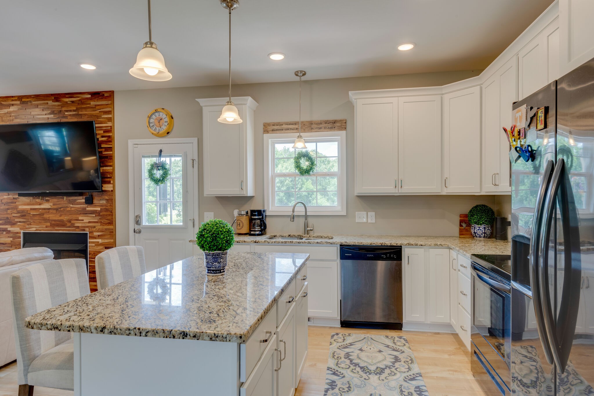 1033 Hayshed Road Dickson, TN 37055 - Photo 8 of 25 Gallery Image 8