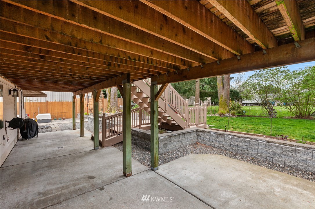 22230 5th Place West Bothell, WA 98021 - Photo 29 of 34 a view of yard with patio