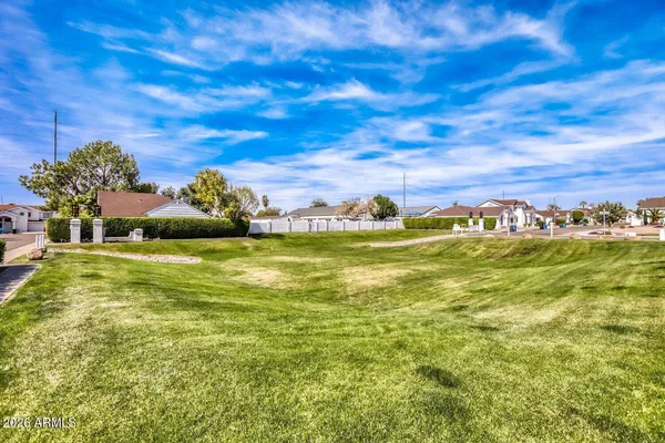 $2,200 | 3214 East Siesta Lane, Phoenix, AZ 85050