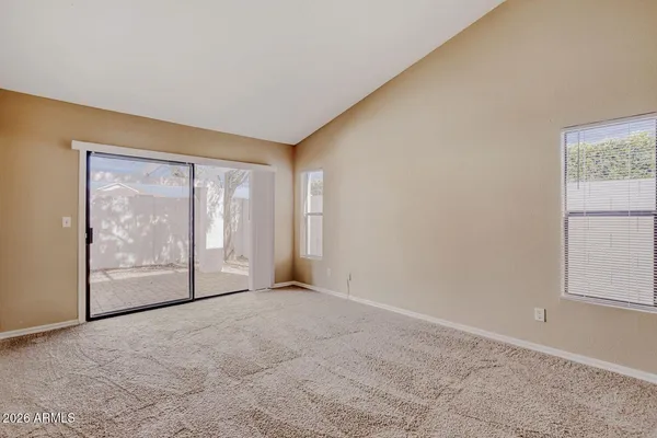 $2,300 | 3214 East Siesta Lane, Phoenix, AZ 85050