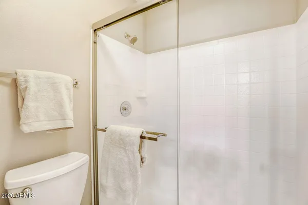 $2,300 | 3214 East Siesta Lane, Phoenix, AZ 85050