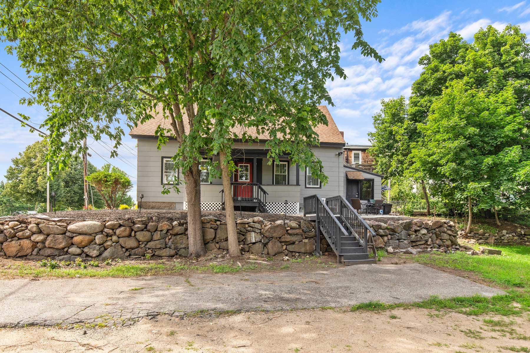 18 Pleasant Street Springvale, ME 04083 - Photo 6 of 34 Secoast-Re-Photos-25