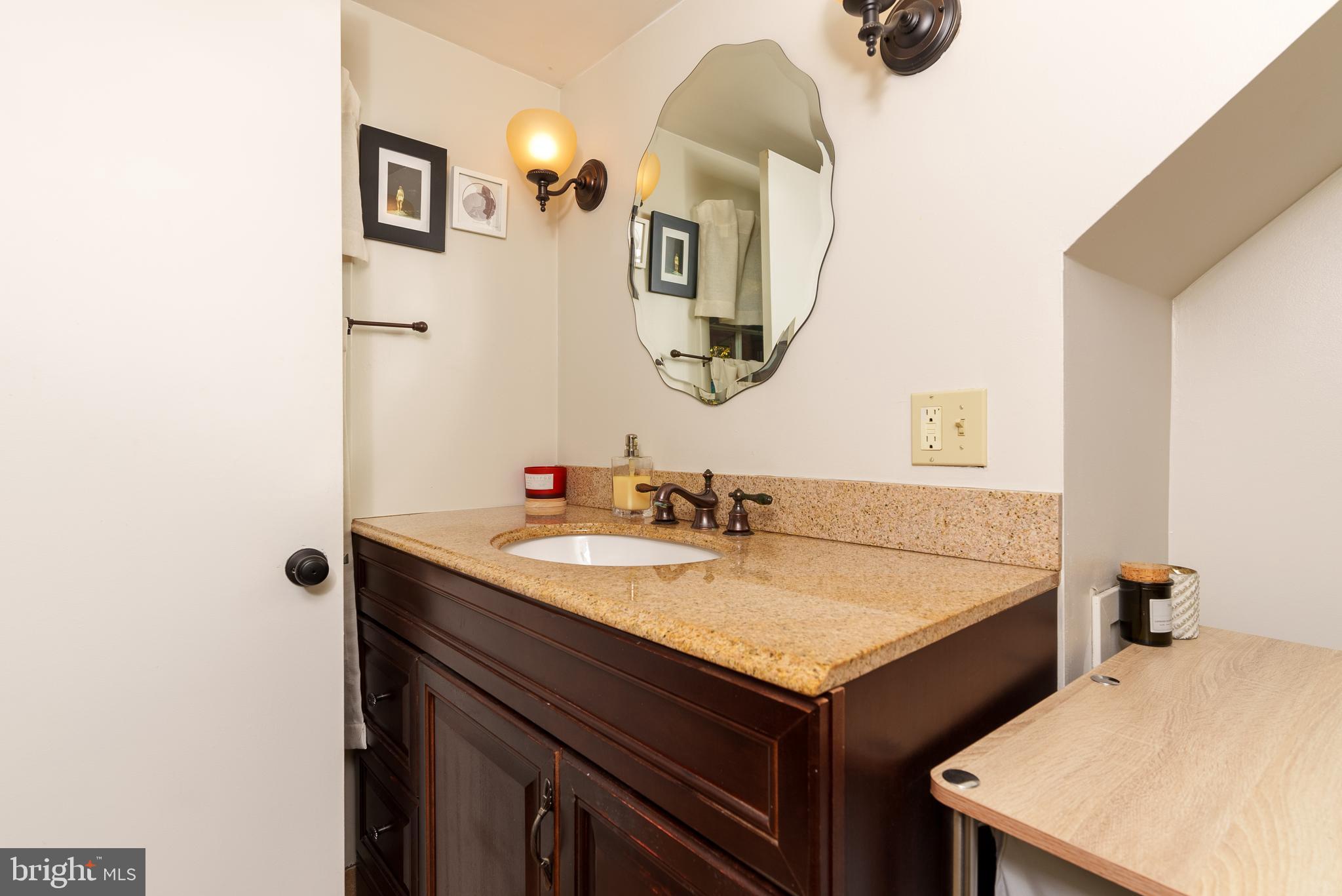 643 East Reeceville Road Coatesville, PA 19320 - Photo 19 of 28 Full Bathroom