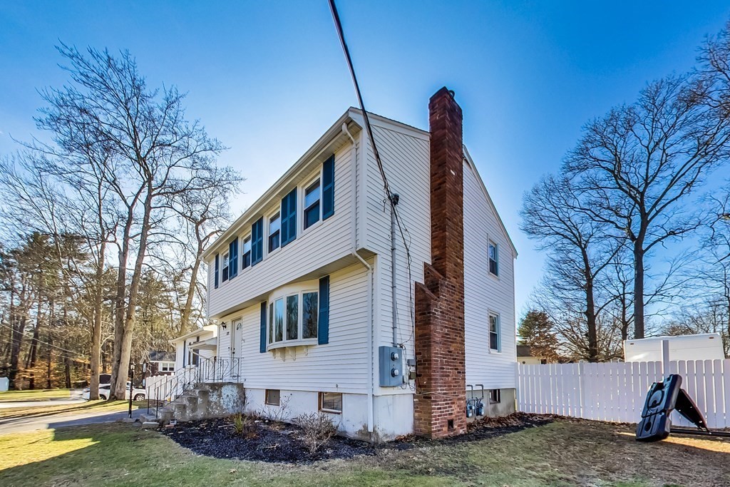 173 Damon Road Rockland, MA 02370 - Photo 3 of 39 Gallery Image 3