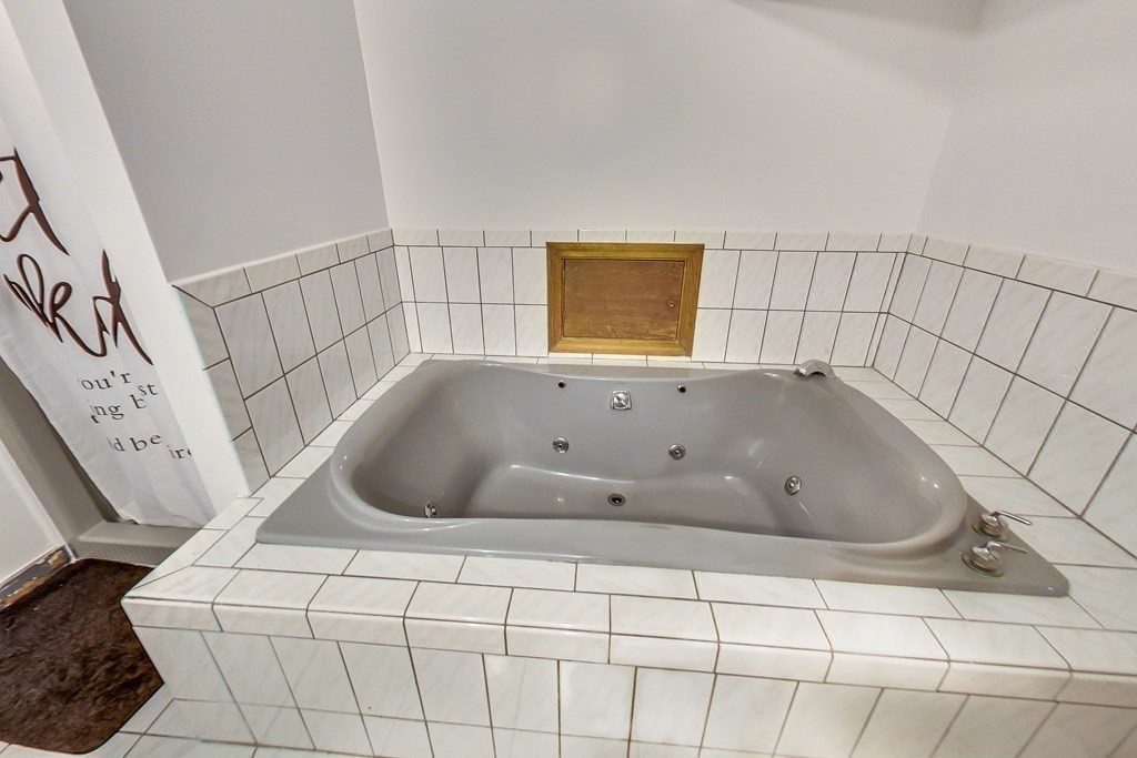 173 Damon Road Rockland, MA 02370 - Photo 33 of 39 Gallery Image 33