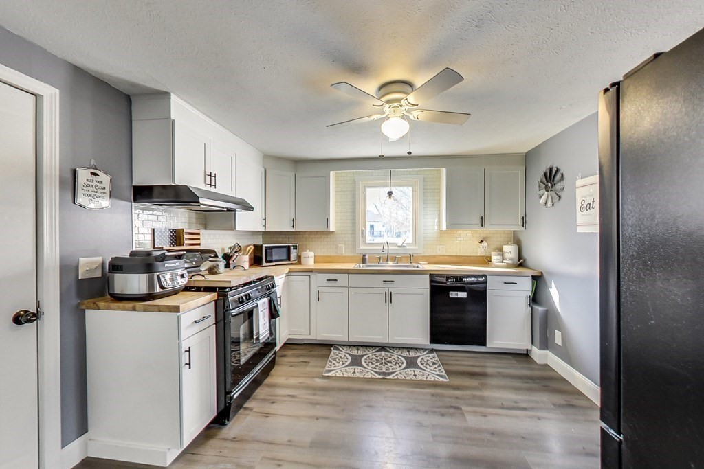 173 Damon Road Rockland, MA 02370 - Photo 8 of 39 Gallery Image 8