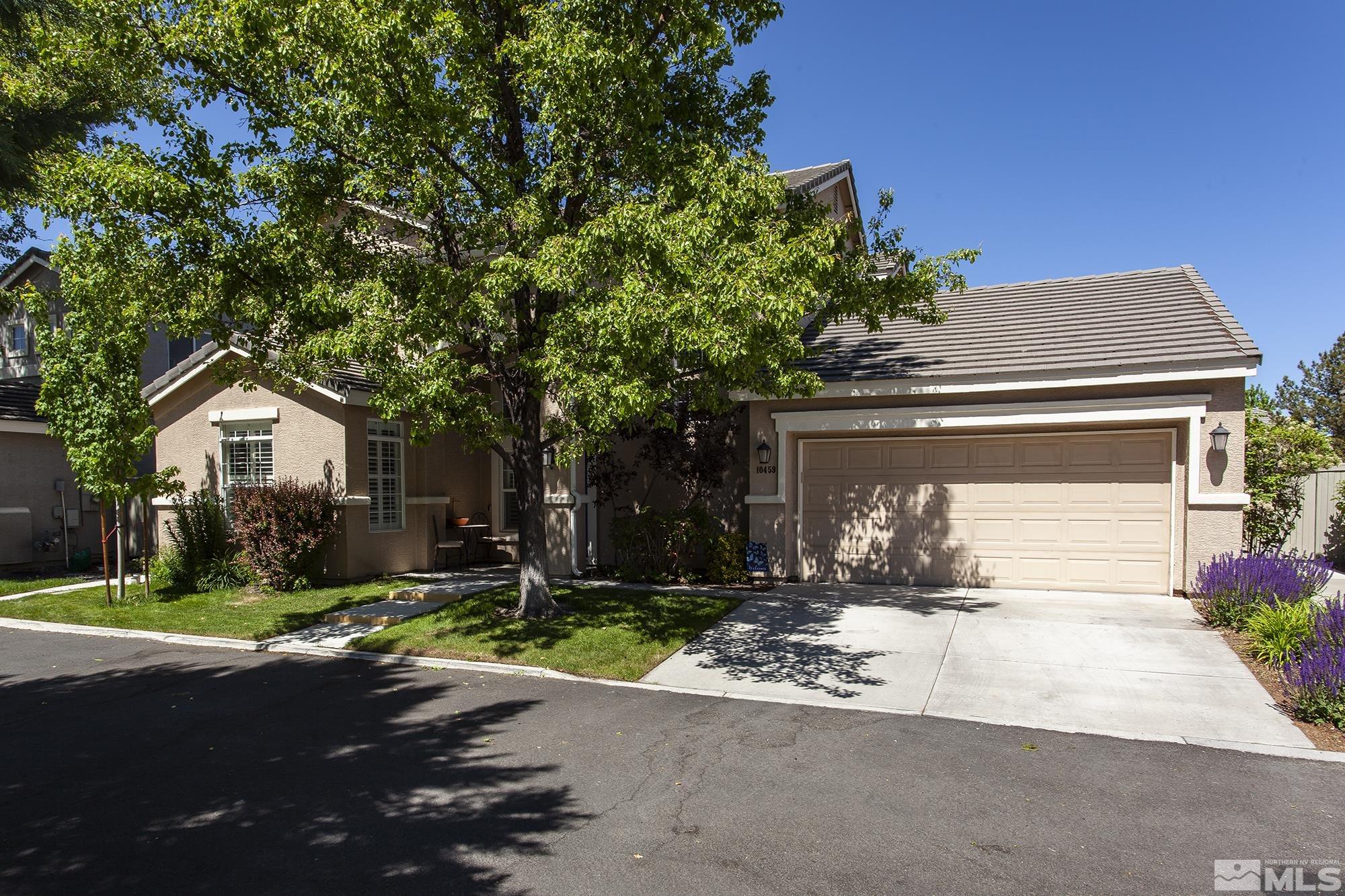 10459 Summershade Lane Reno, NV 89521 - Photo 2 of 40 Photo 2
