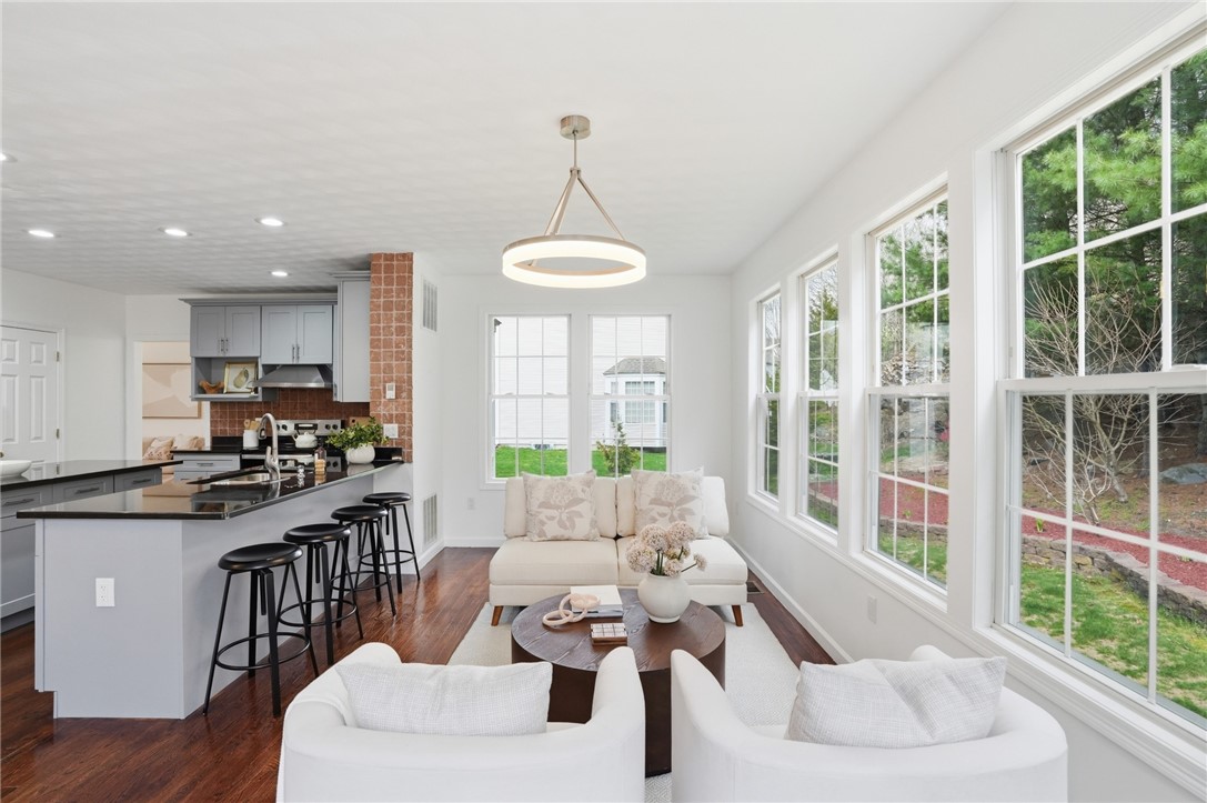 94 Castle Rocks Road Warwick, RI 02886 - Photo 15 of 32