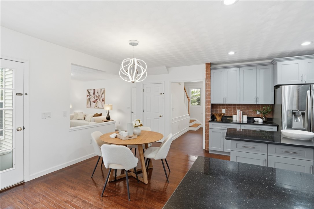 94 Castle Rocks Road Warwick, RI 02886 - Photo 18 of 32